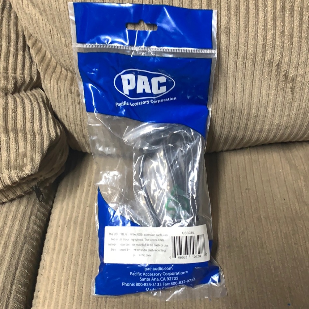 PAC Audio USBCBL, 6 Foot, Dash Mount, USB Extension